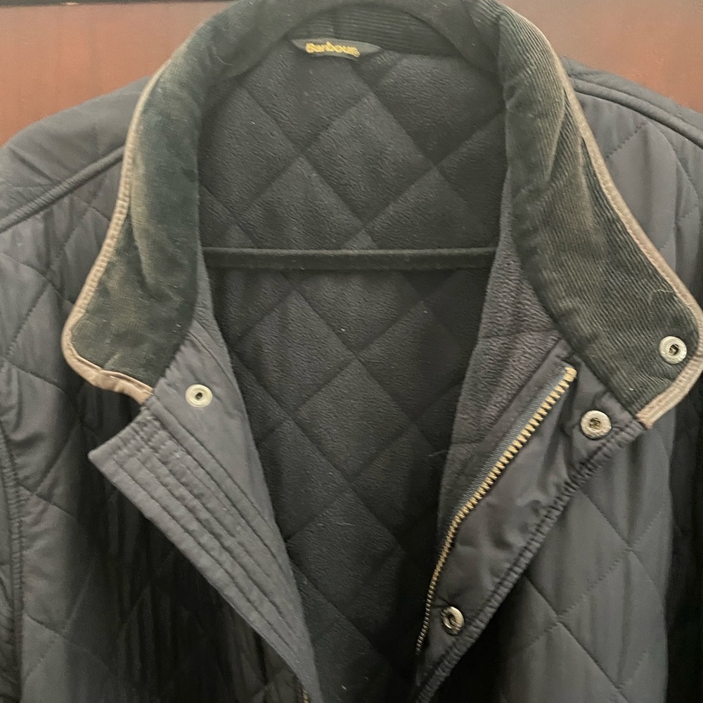 Barbour Quilted Black Jacket - Picture 6 of 6